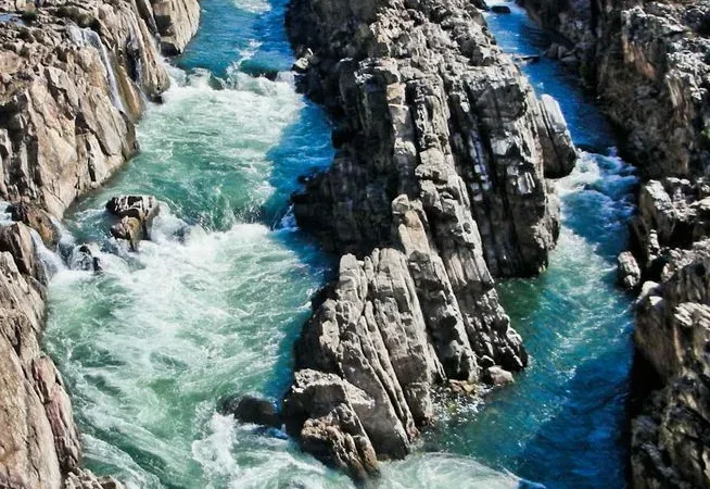 नर्मदा का भूगर्भीय रहस्य